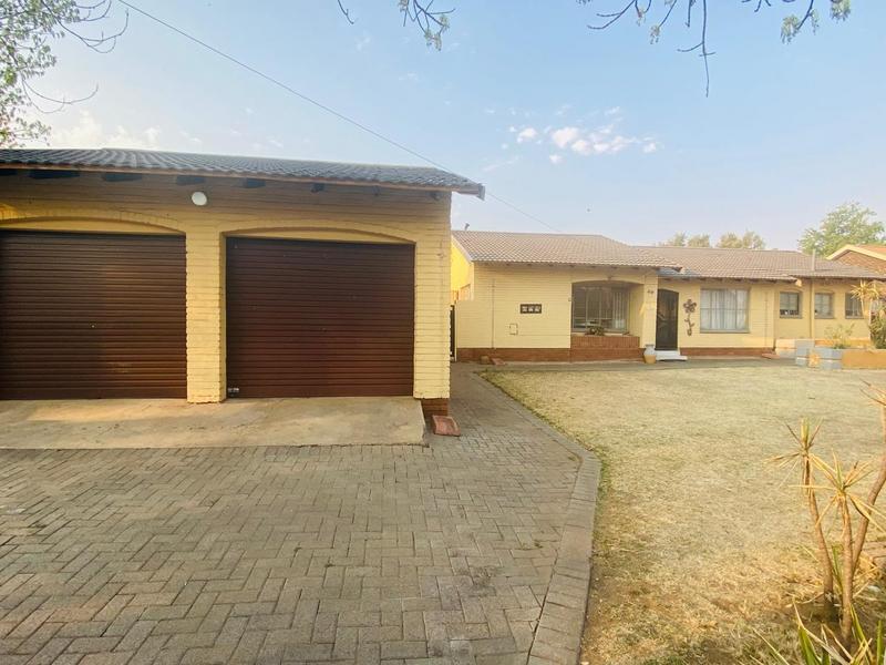 3 Bedroom Property for Sale in Sasolburg Ext 11 Free State